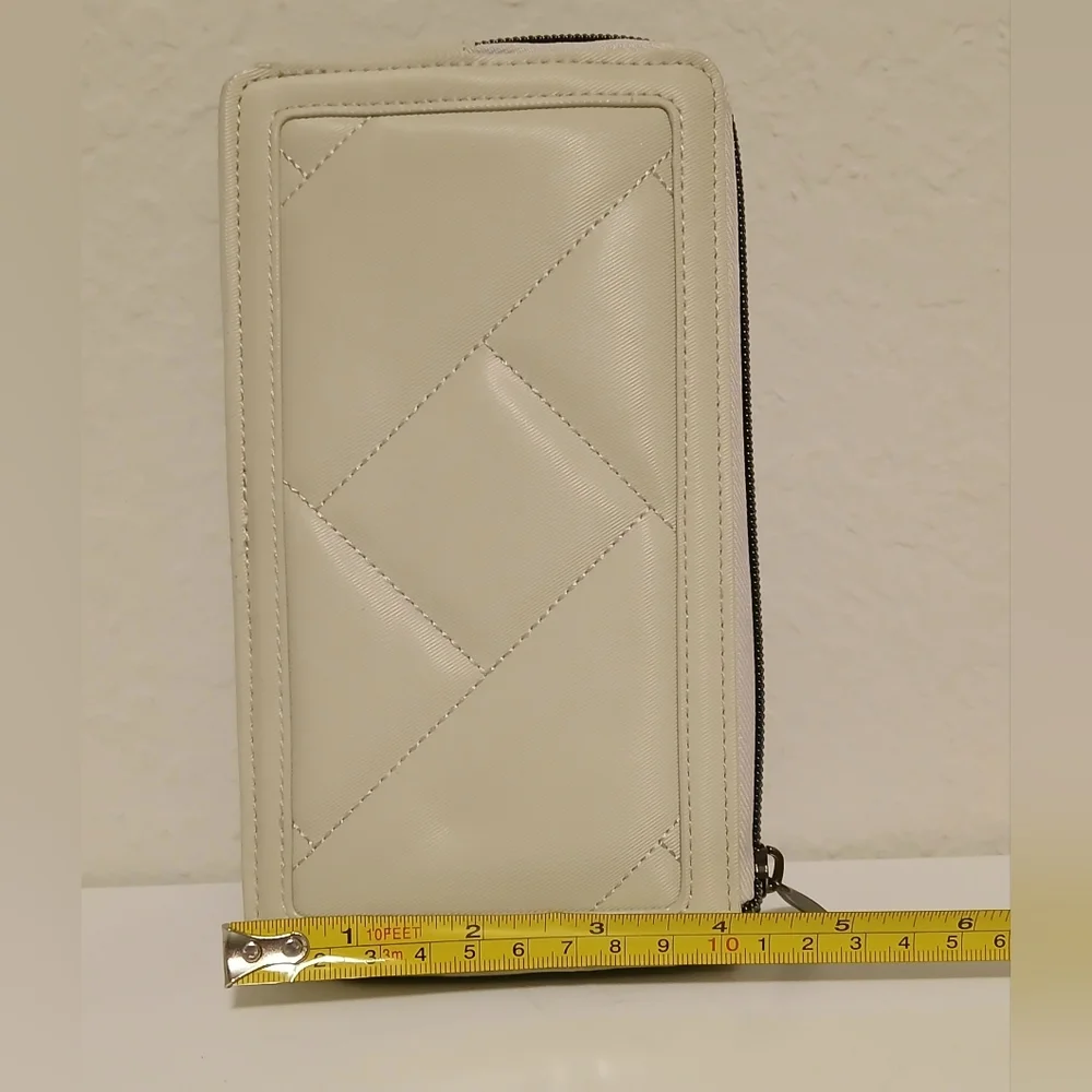 Lug Surrey‎ Cream Wallet